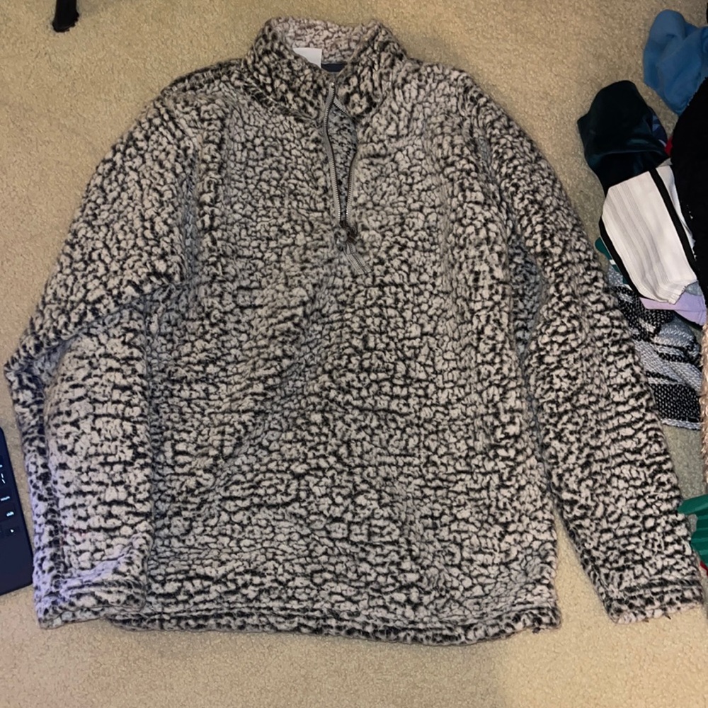 Navy blue quarter zip Sherpa pullover size large